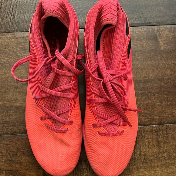Men Soccer Cleats Adidas Nemesis Size 11 - Picture 1 of 6